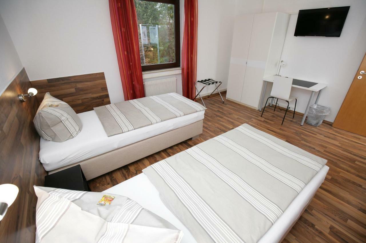 Apartments Am Baronenwald เกิพพิงเงน ภายนอก รูปภาพ